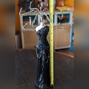 Jewelry holder